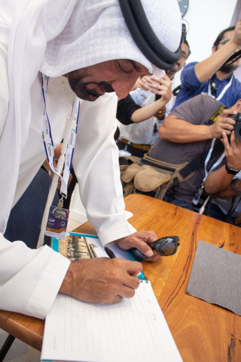 Team UOW SDME2018- HH Sheikh Ahmed bin Saeed Al Maktoum signing guest book
